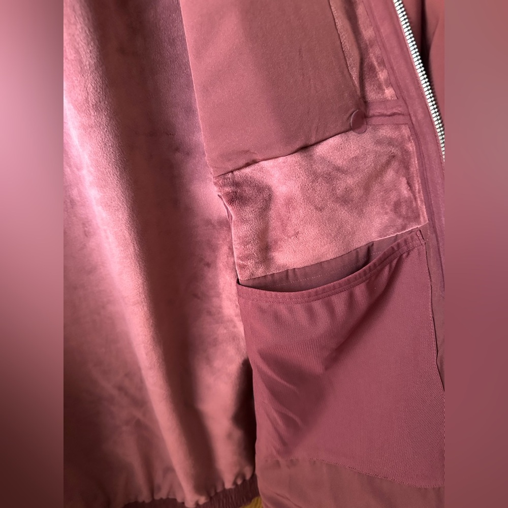 Men’s lululemon Cross Chill Relaxed-Fit Jacket Red-Merlot Jacket - Large - Picture 13 of 13